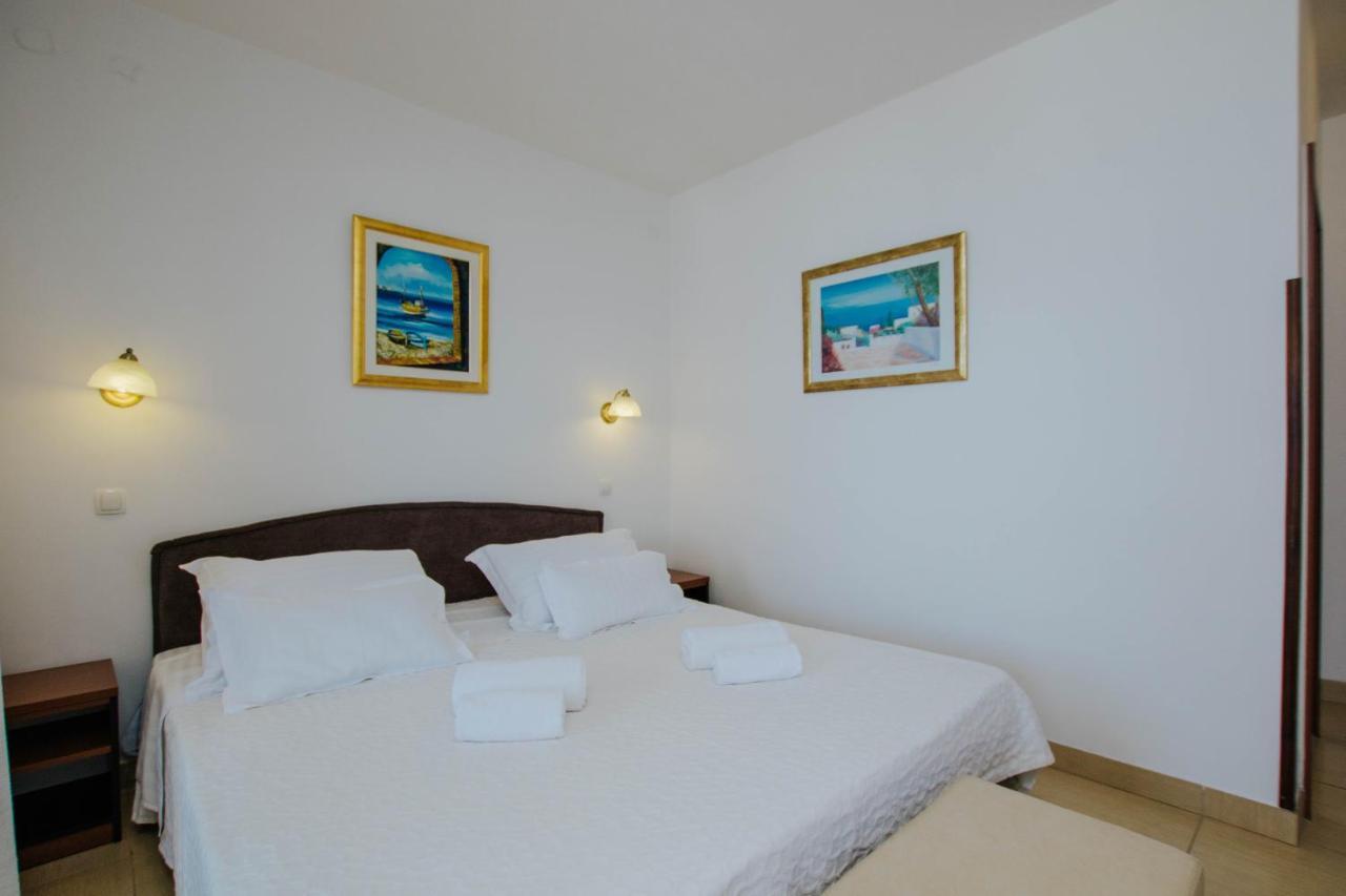 Hotel Vila Tina Trogir Dış mekan fotoğraf