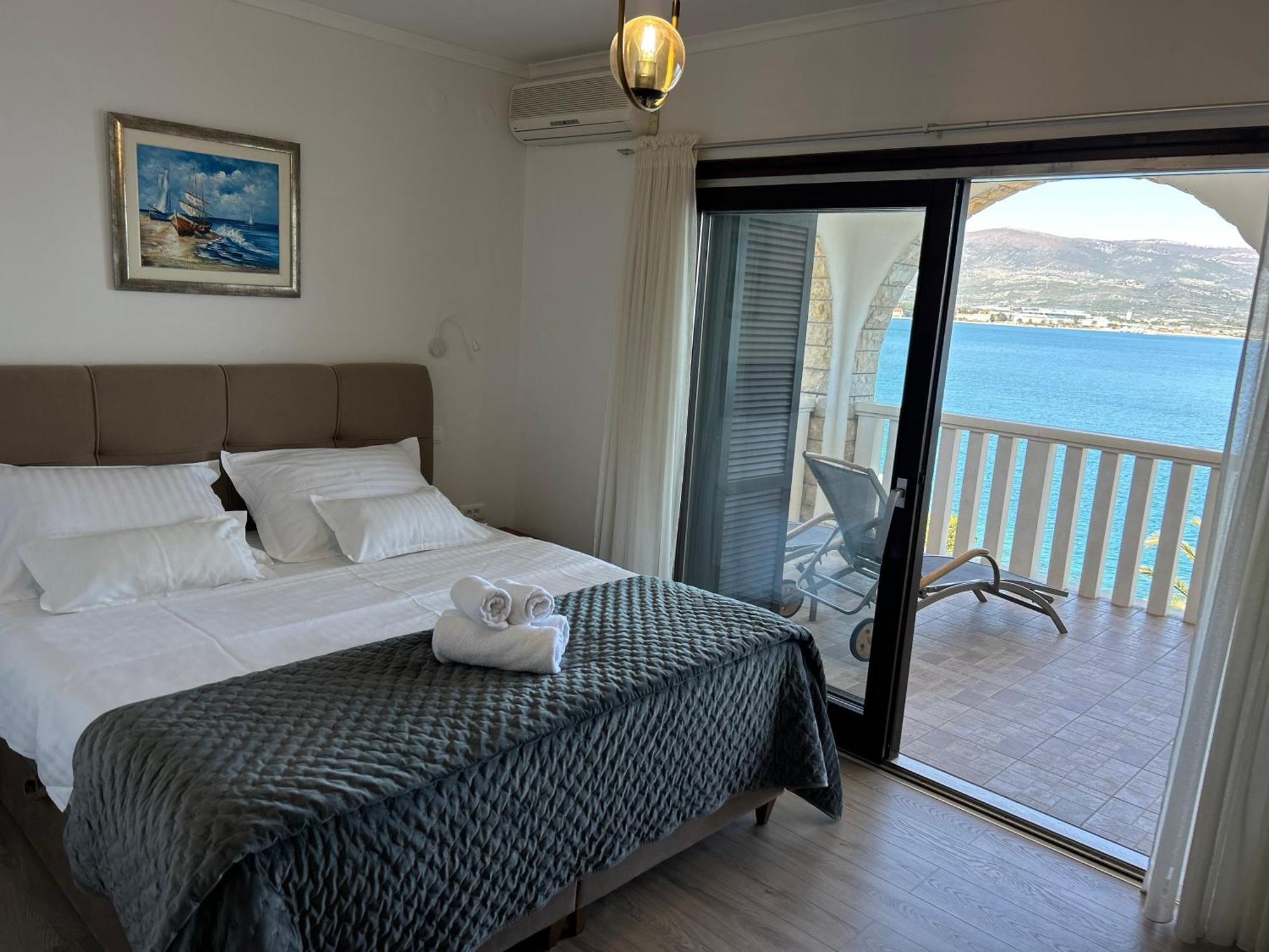 Hotel Vila Tina Arbanija Dış mekan fotoğraf
