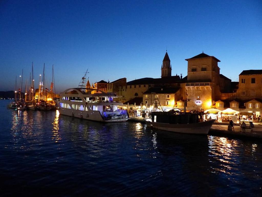 Hotel Vila Tina Trogir Dış mekan fotoğraf