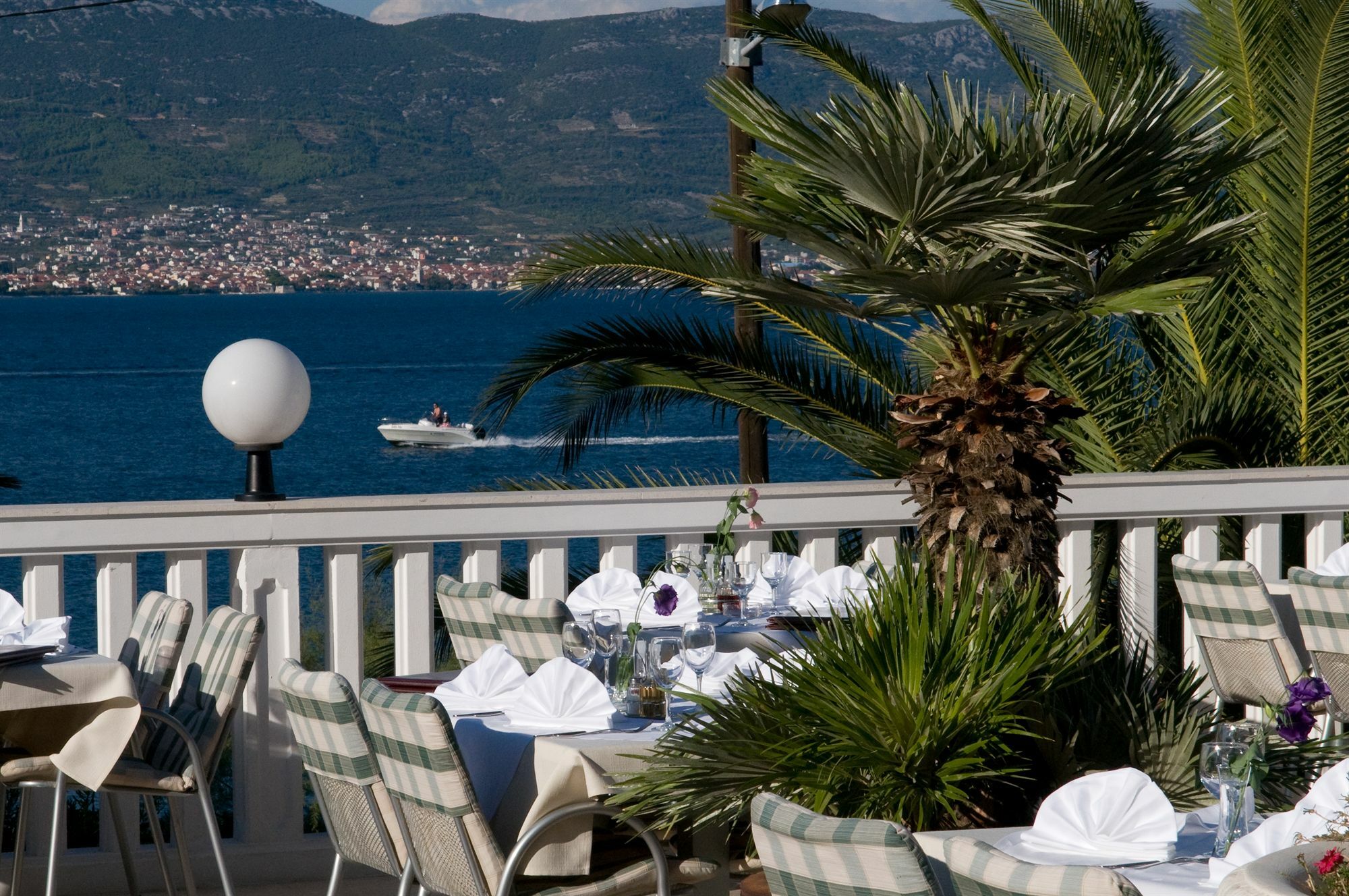 Hotel Vila Tina Trogir Dış mekan fotoğraf