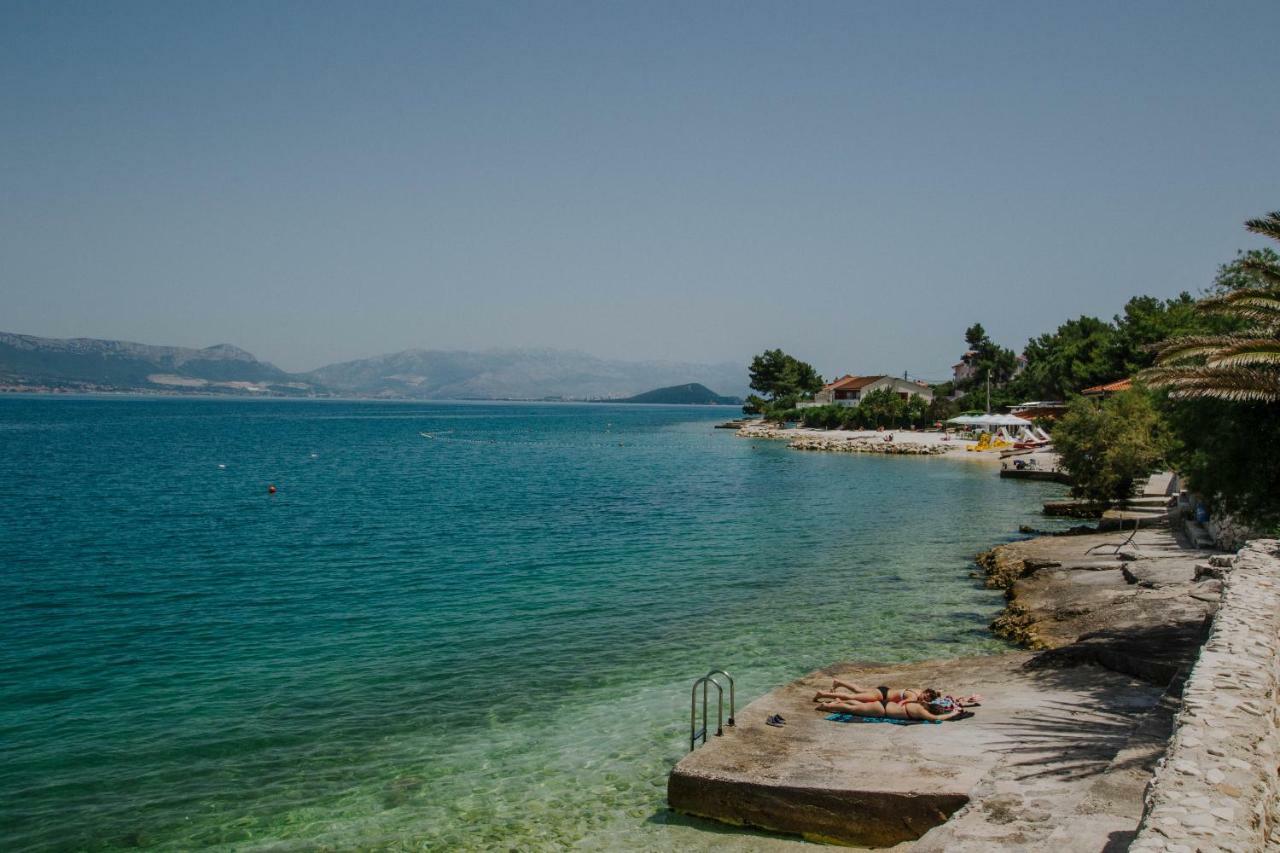Hotel Vila Tina Arbanija Dış mekan fotoğraf