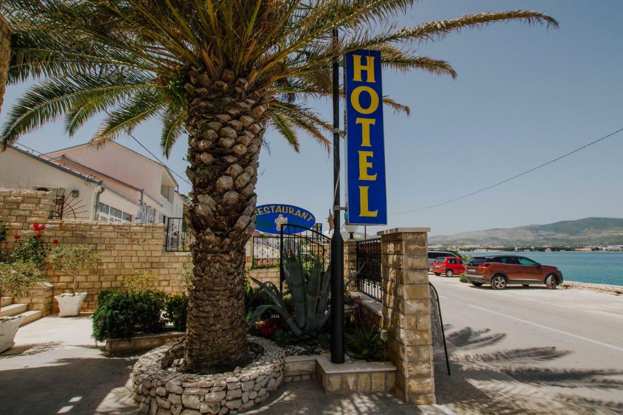 Hotel Vila Tina Arbanija Dış mekan fotoğraf